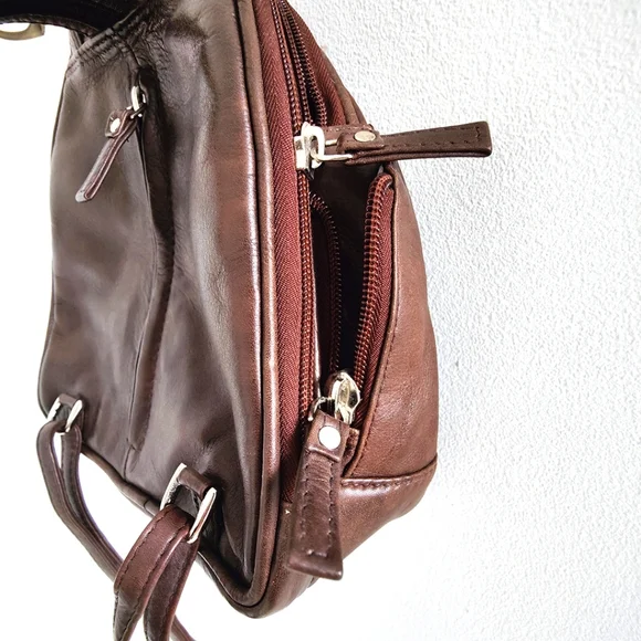 Small purse size brown leather backpack 90s / Y2K - Picture 2 of 8